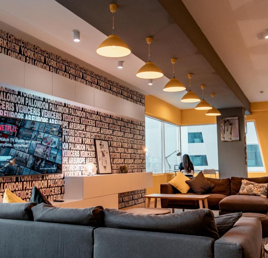 Ksk Homes Hotel Dubai Academic City Bagian luar foto