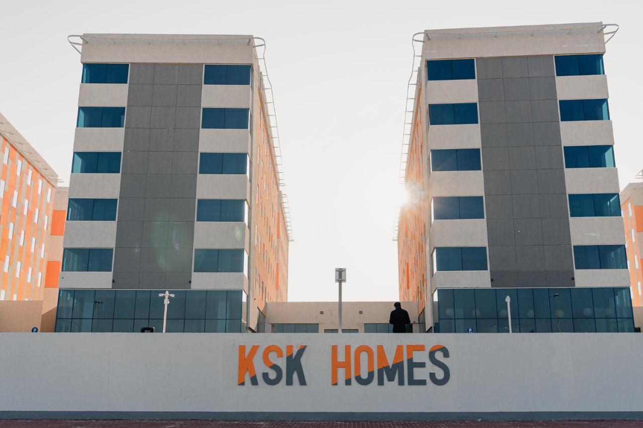 Ksk Homes Hotel Dubai Academic City Bagian luar foto