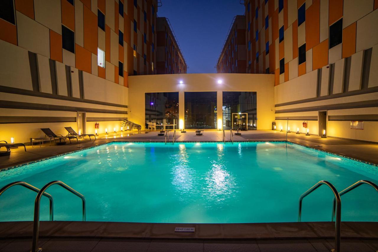 Ksk Homes Hotel Dubai Academic City Bagian luar foto