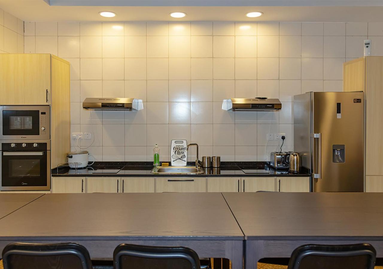 Ksk Homes Hotel Dubai Academic City Bagian luar foto